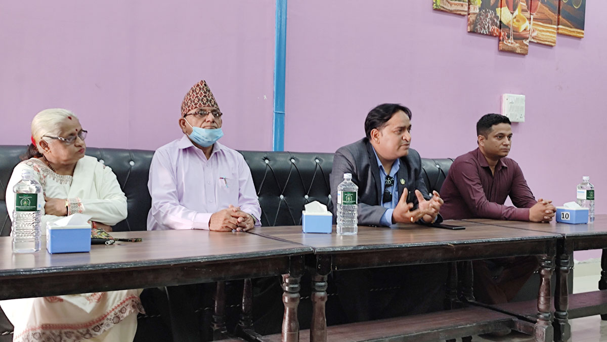 शुक्रबार हेमन्त शर्मा एकल साझ